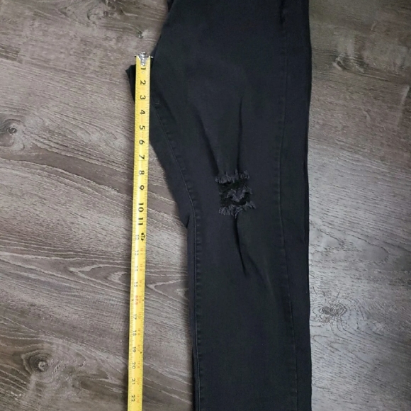 FOREVER 21 Distressed Boyfriend Jeans Size 16 - Picture 6 of 6